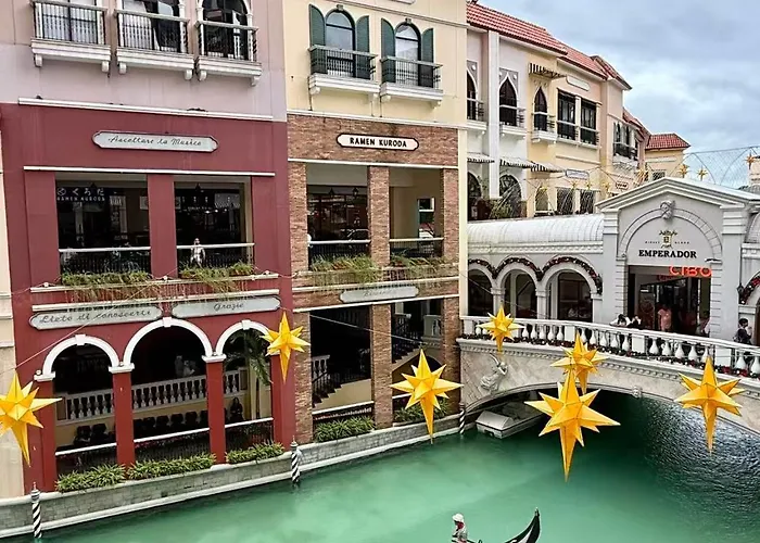 Apartment Venice Luxe Warm Nest, Pool, Netflix, Kitchen, Canal Mall Access For 3 Guests Only