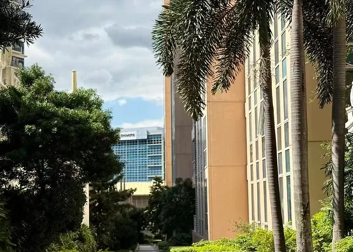 Venice Luxe Warm Nest, Pool, Netflix, Kitchen, Canal Mall Access For 3 Guests Only * Manila