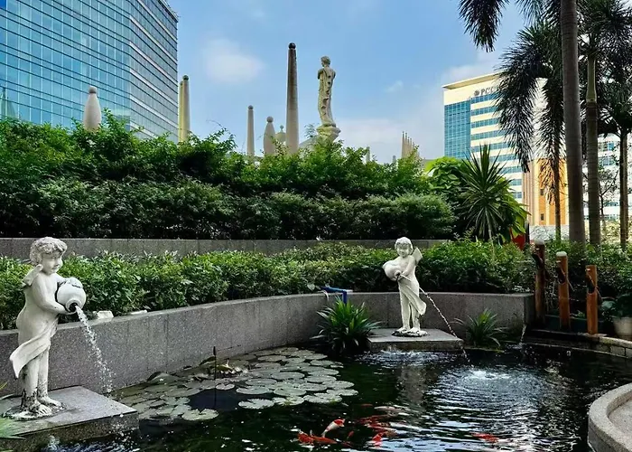 Venice Luxe Warm Nest, Pool, Netflix, Kitchen, Canal Mall Access For 3 Guests Only Apartment *